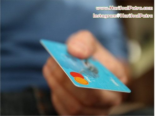 Menggunting Kartu Kredit Rahasia Kaya dan Bahagia